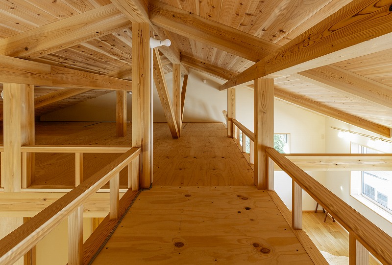 ロフトが作れる屋根断熱の家 大阪の注文住宅 木の家の工務店コアー建築工房