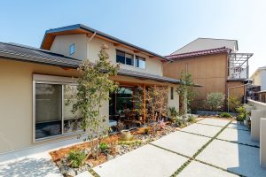 住まいに人が集うOMXのお家