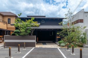 自然と人が集まる自転車を楽しむこだわりの家