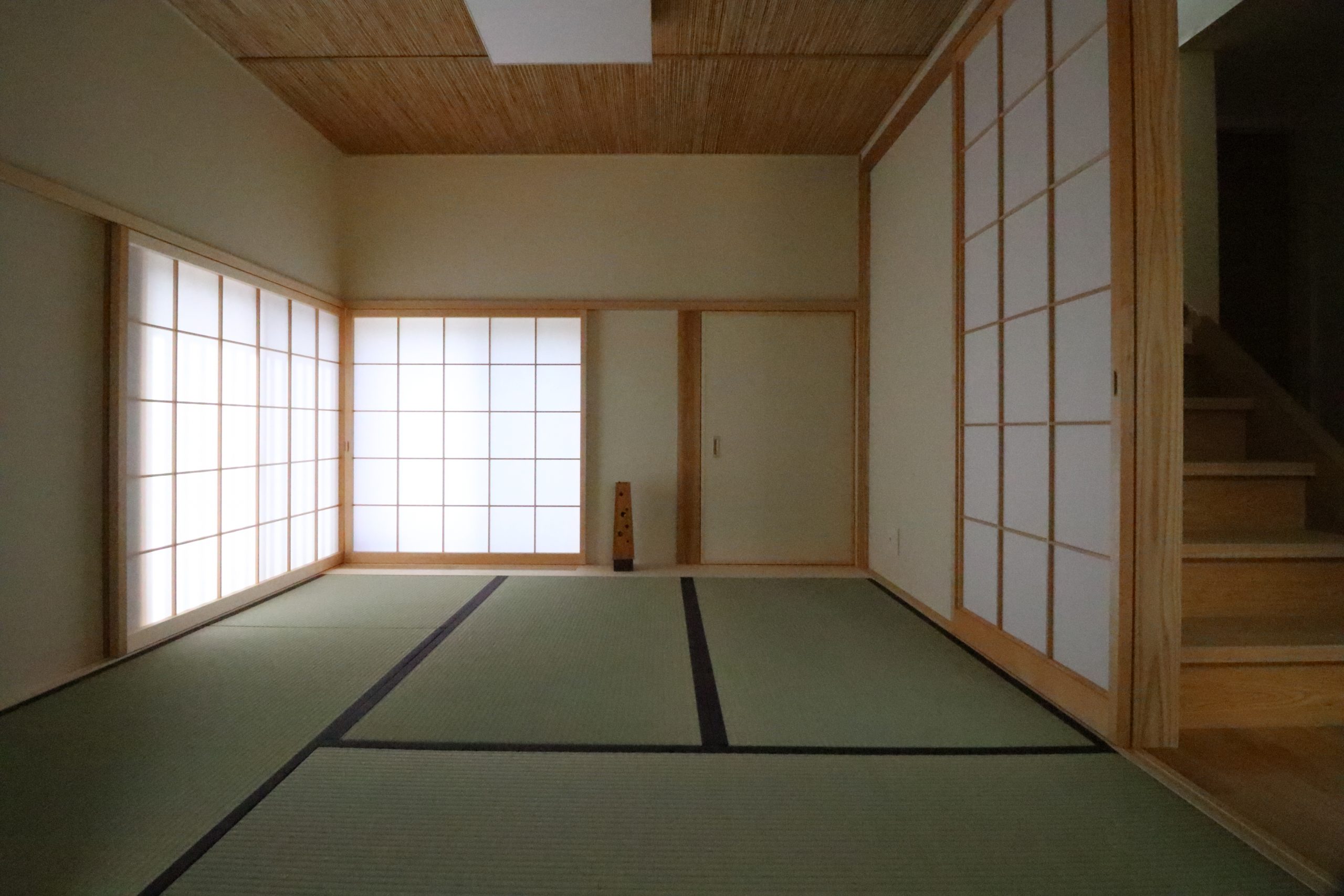 和室はLDKに隣接させて。お子さんが遊ぶ場所やお昼寝など多様な使い方のできる空間に。
